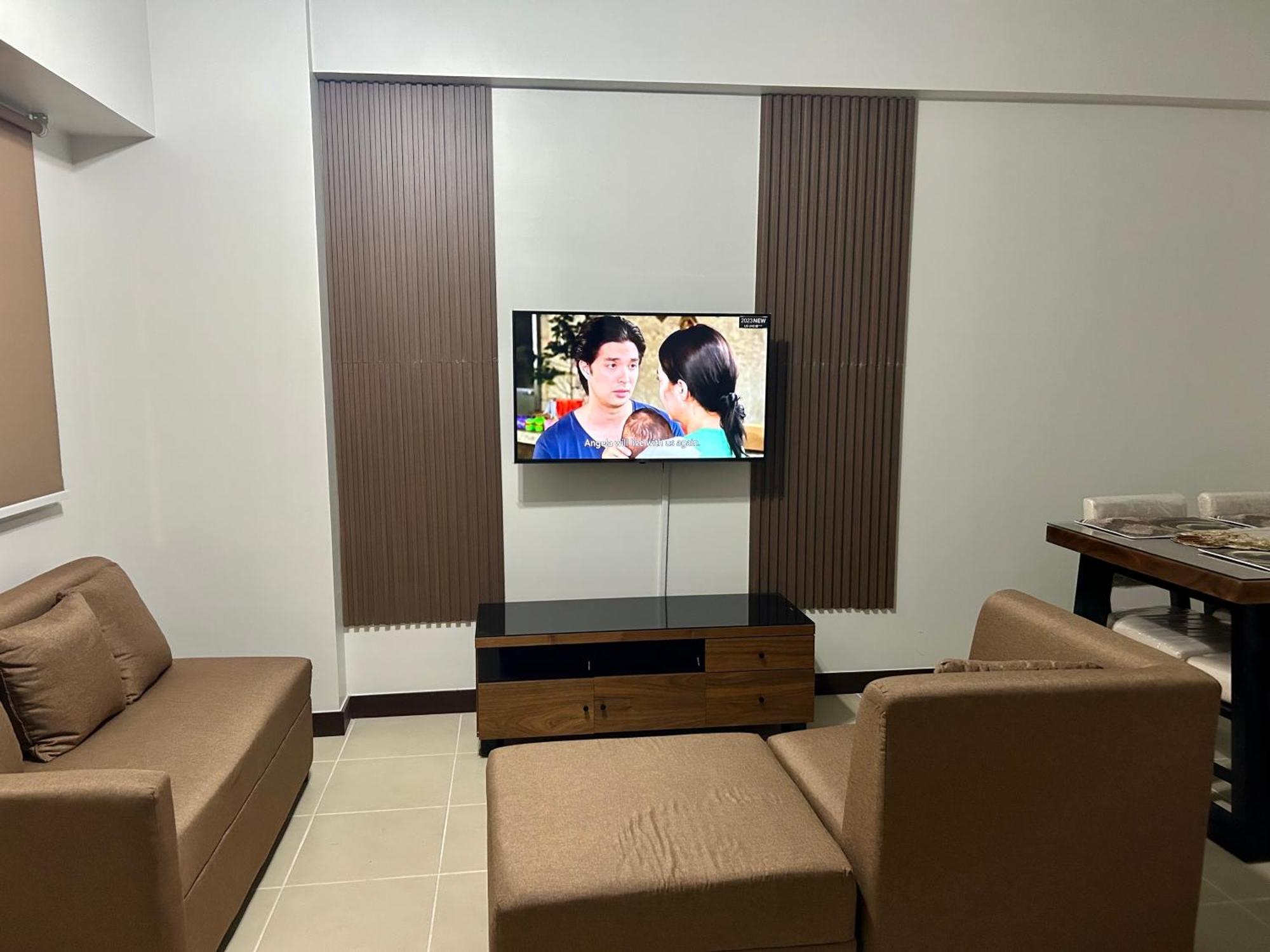 The Atherton Paranaque City Exterior photo